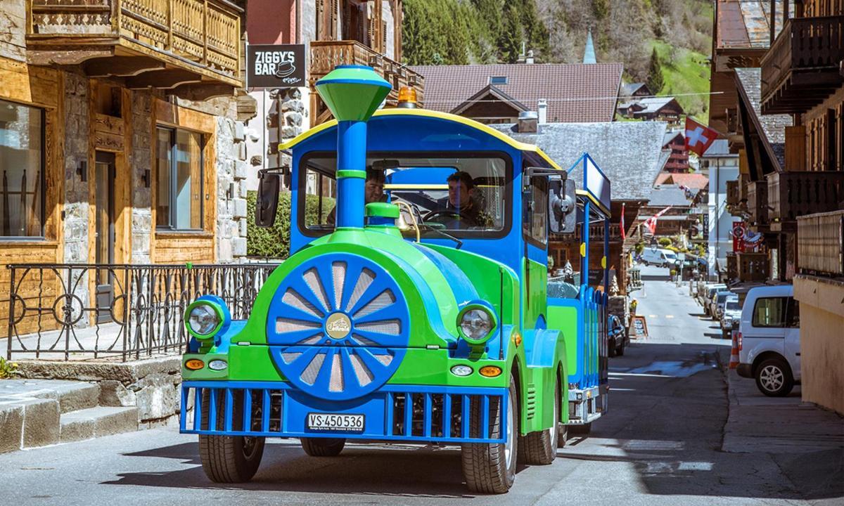 Backpacker Le Petit Baroudeur Hostel Champéry Kültér fotó