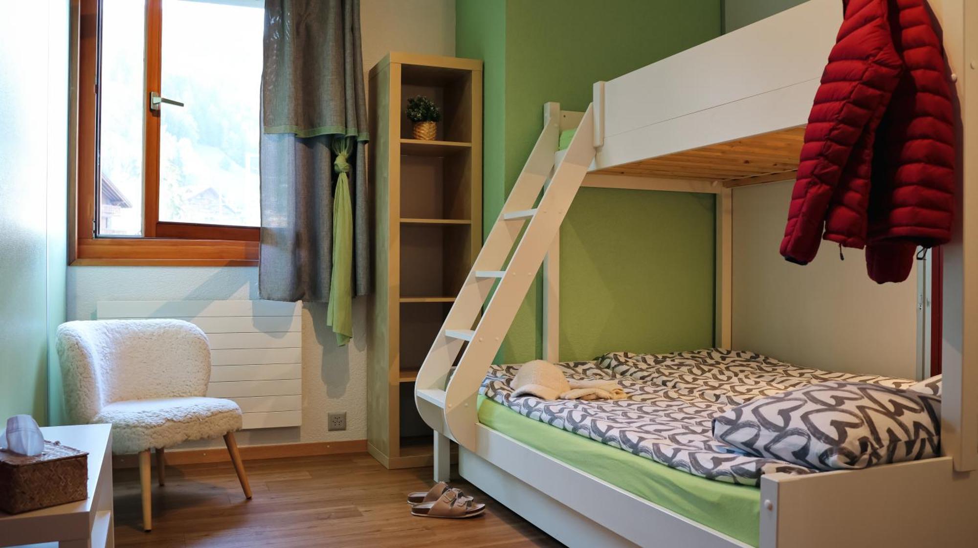 Backpacker Le Petit Baroudeur Hostel Champéry Kültér fotó